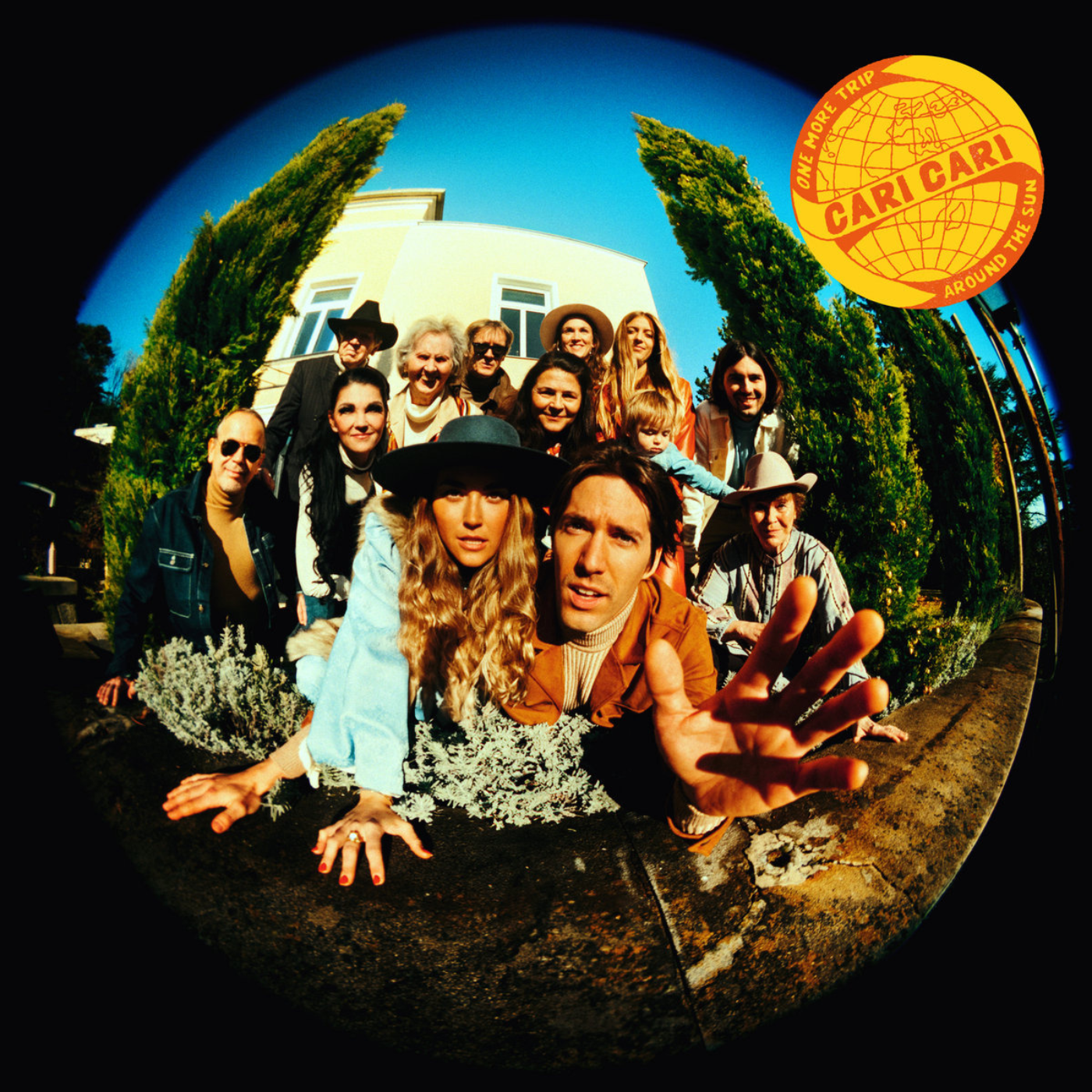 Cari Cari publican su nuevo álbum "One More Trip Around The Sun"
