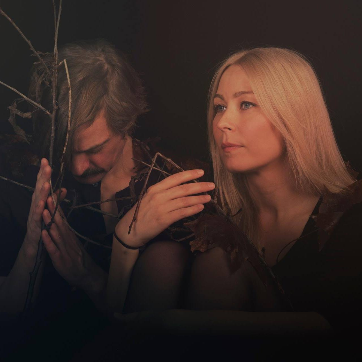 Club 8 regresa con su nuevo sencillo "Working On The Next Life"